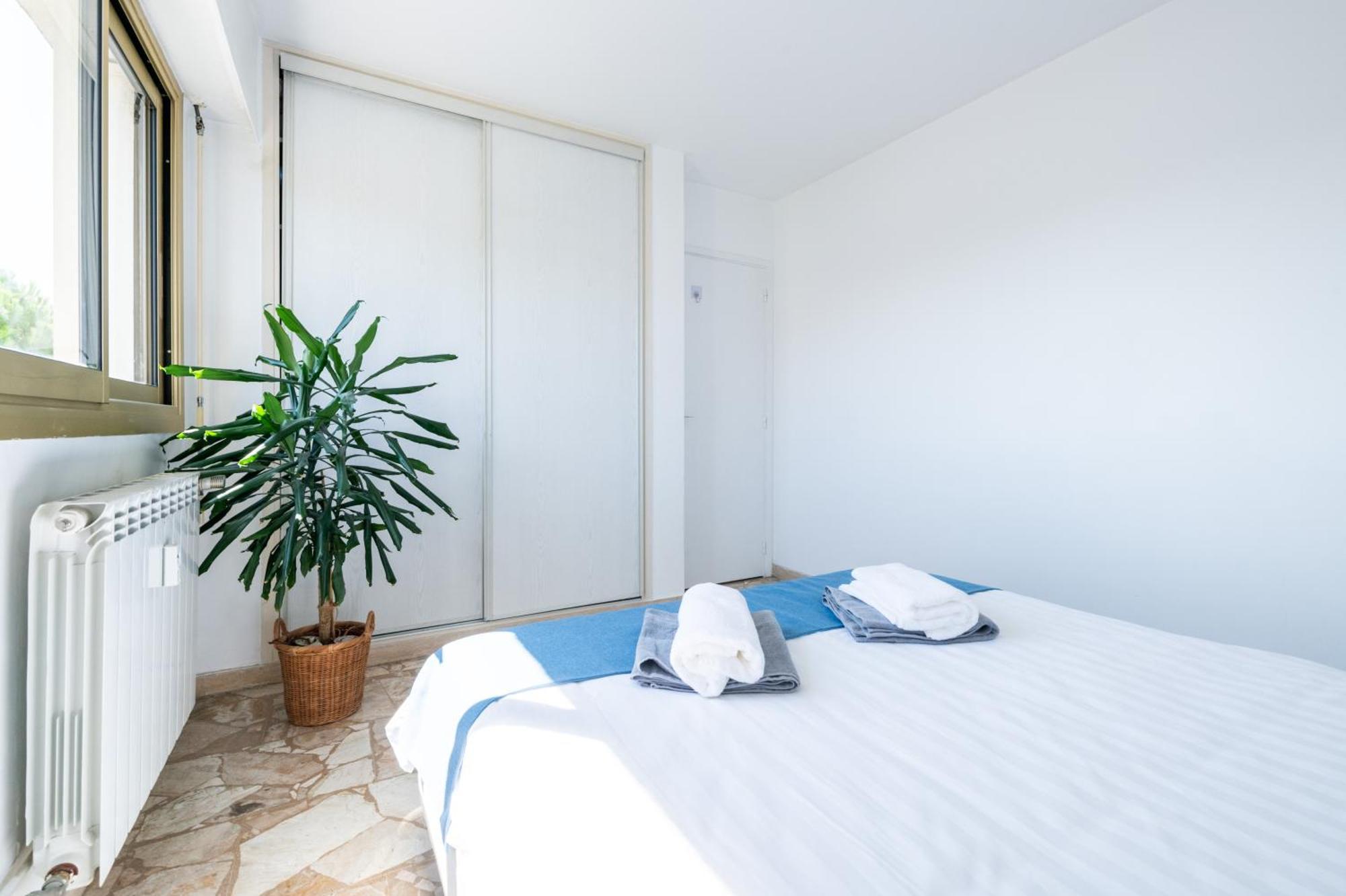 Residence Mediterranee - Beachfront - Sun And Seaview - Pool - Private Parking Cagnes-sur-Mer Dış mekan fotoğraf